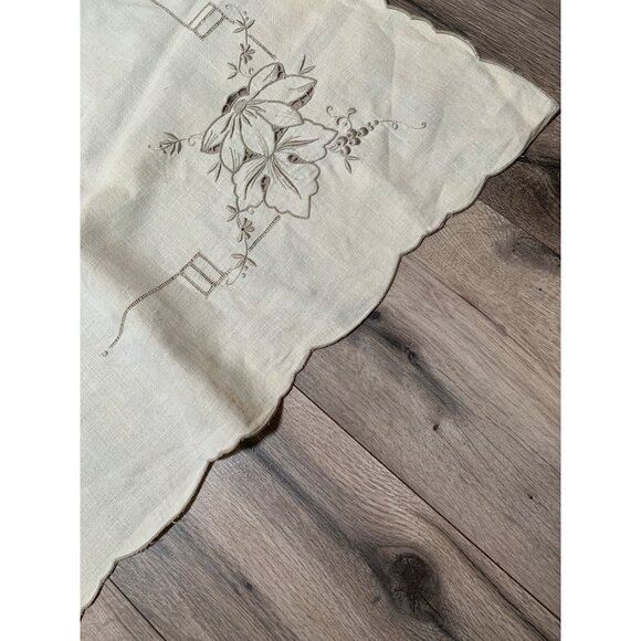 66x50” Cut Out Unbleached Muslin Tablecloth Brown Tan Embroidered Details with M - Picture 6 of 7